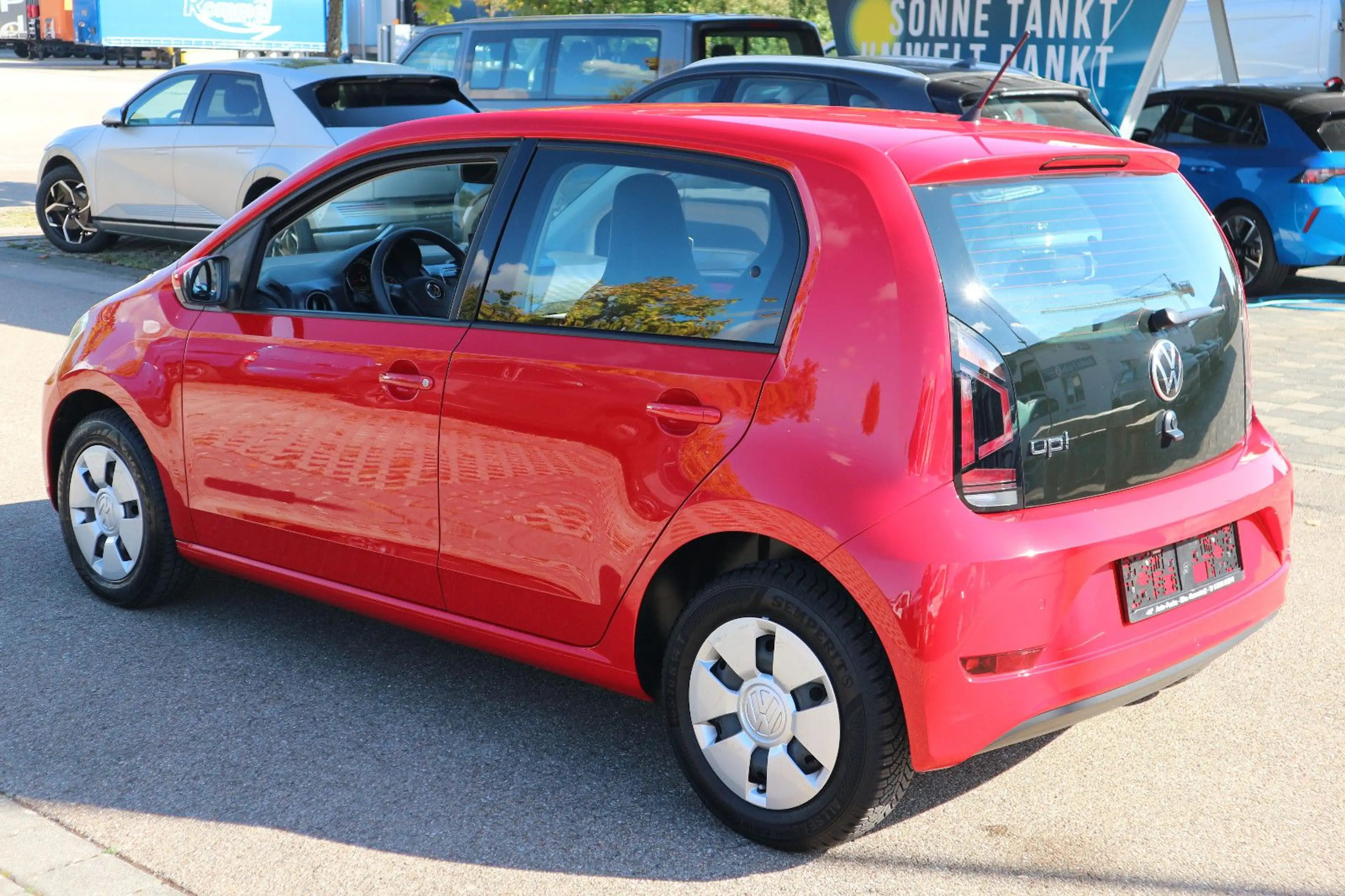 Volkswagen up! 1.0 MPI Klima 4-Türer Kamera PDC SHZ — photo 4