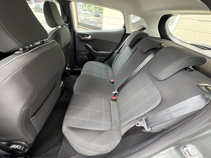 Ford Fiesta Trend 1,1 *1.BESITZ*WINTER-PAKET*WENIG KM* — photo 12