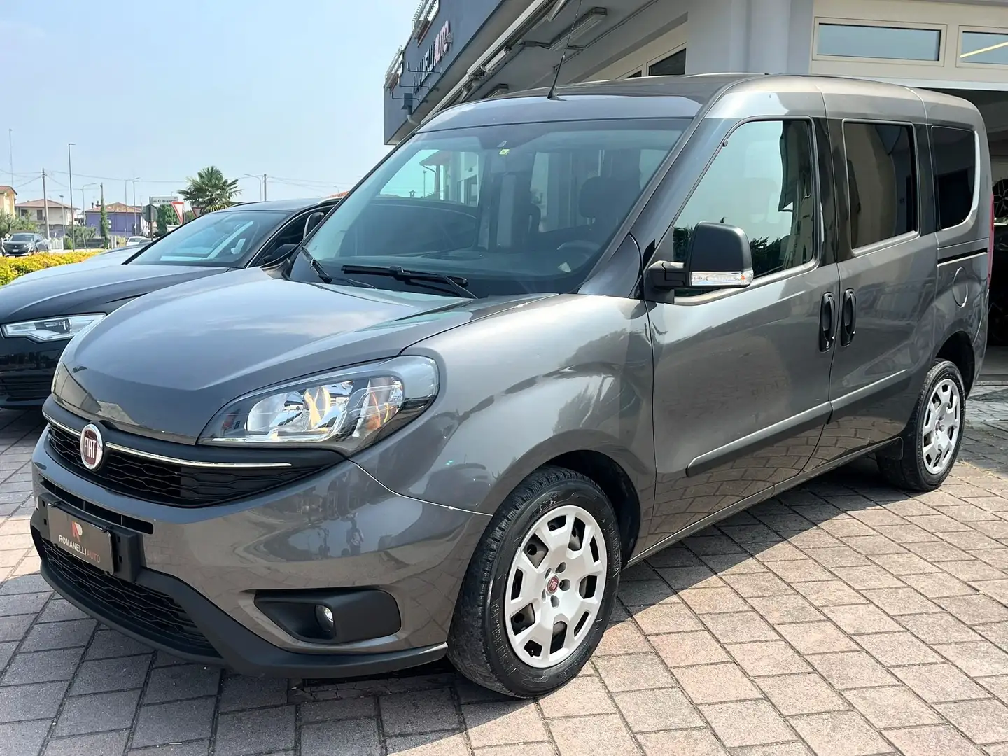 Fiat Doblo CARGO CH1 LOUNGE 1.6 Mjet 120cv E6D N1 Grigio - 1