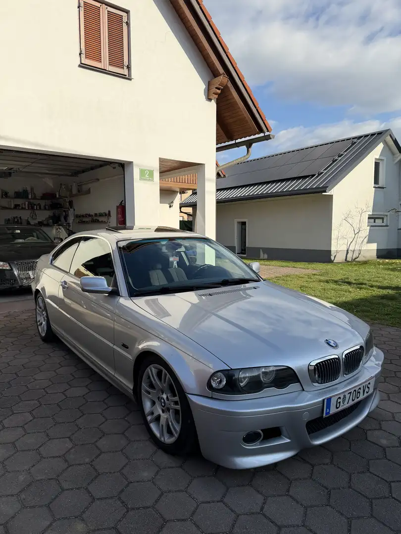 BMW 323 323i Coupé Sport-Edition Aut. Silber - 2