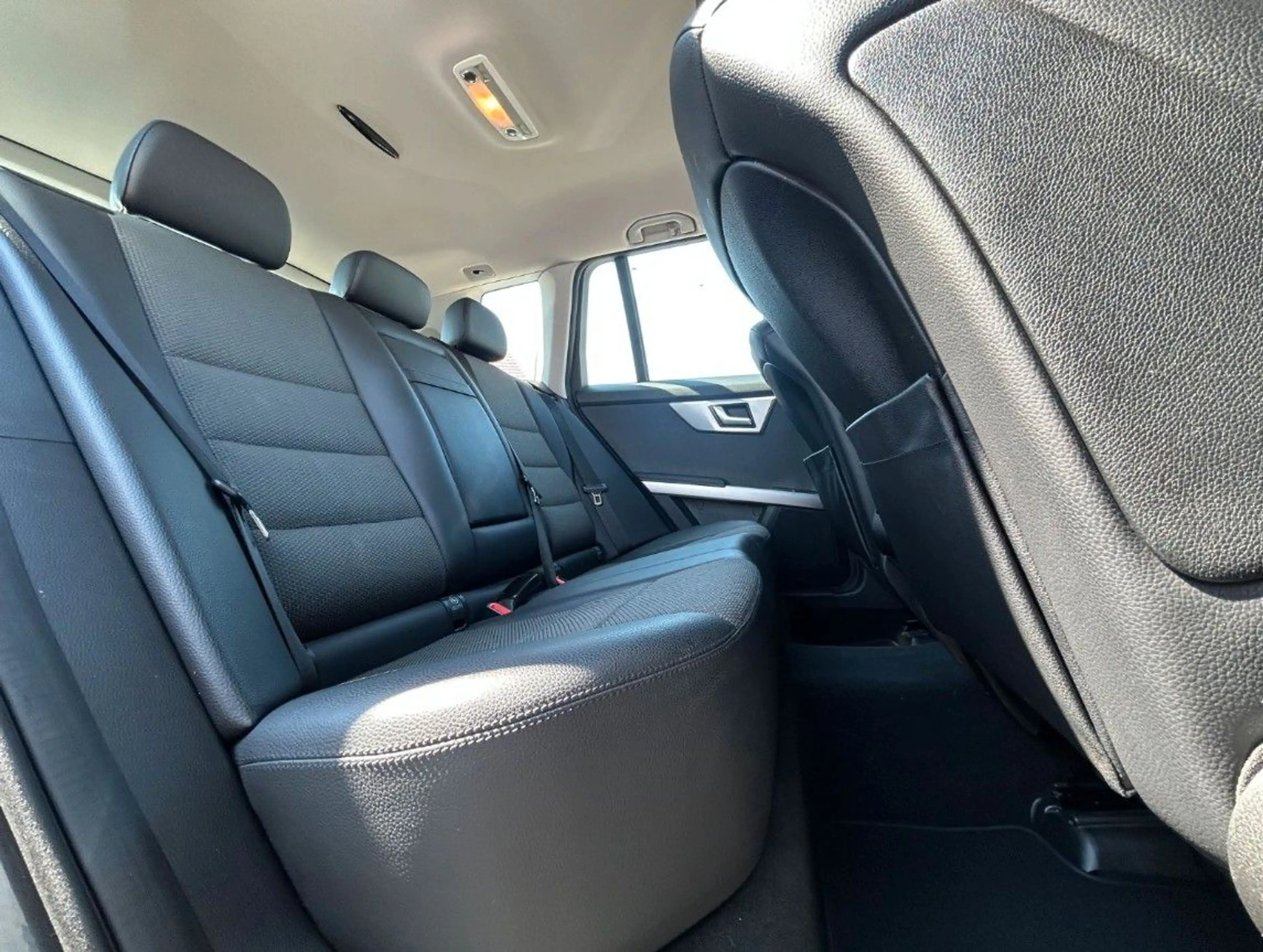 Mercedes-Benz GLK 220 BE 4MATIC 7G NAVI + SHZ +TEMP — photo 12