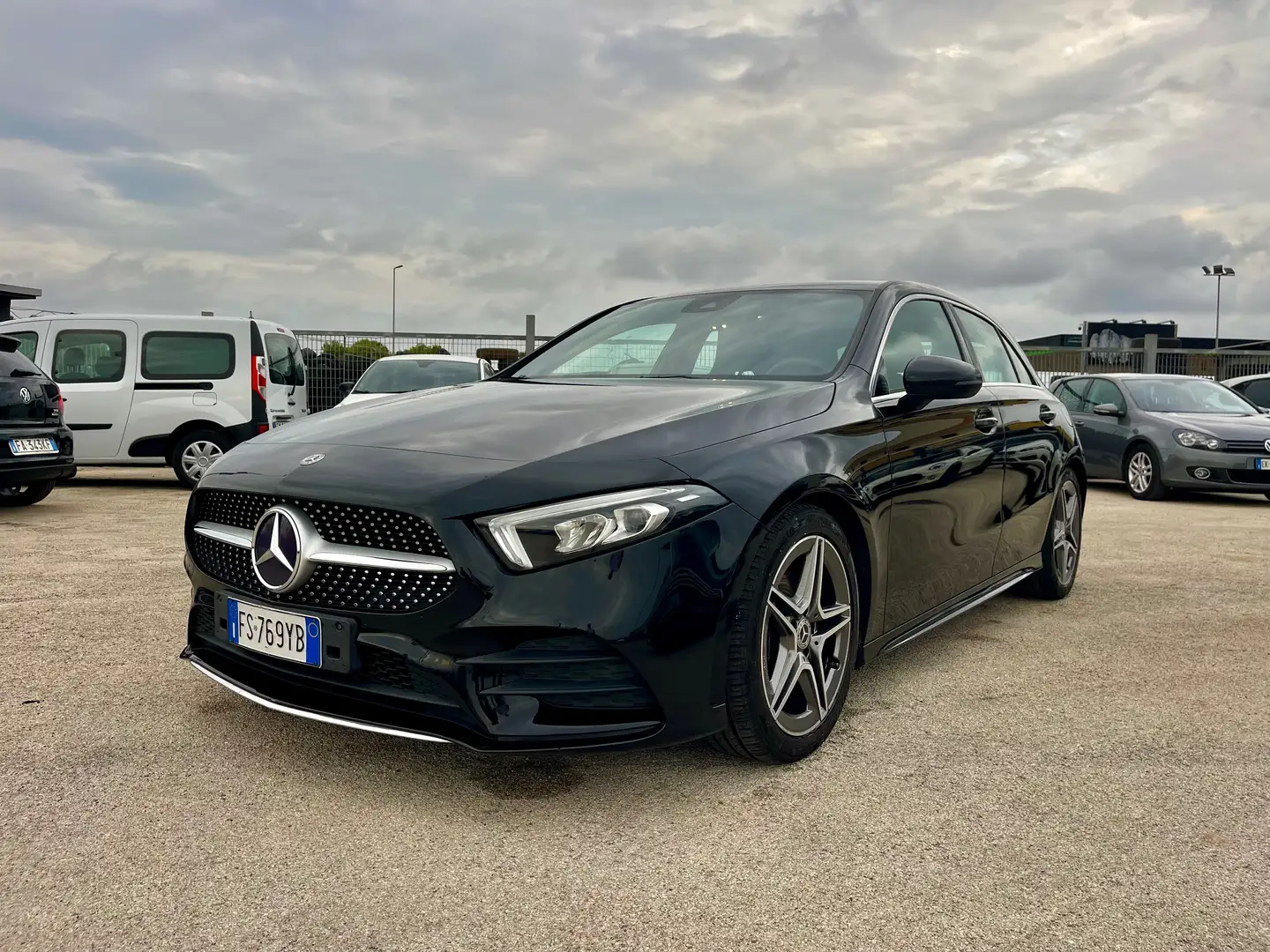 Mercedes-Benz A 180 Classe A - d Premium AMG FULL LED Noir - 1