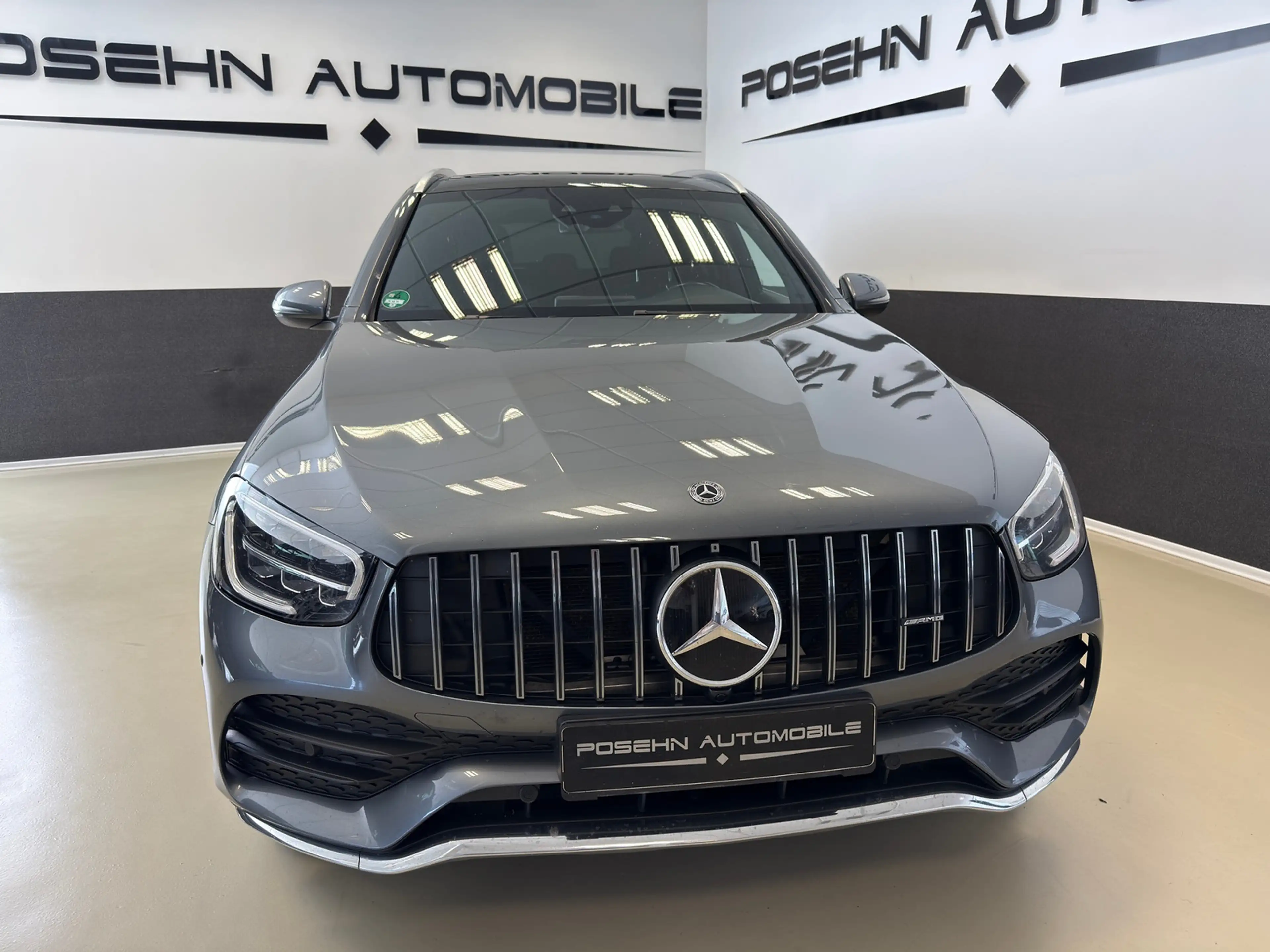 Mercedes-Benz GLC 400 d 4M AMG-Line AHK Distronic Panorama — photo 2
