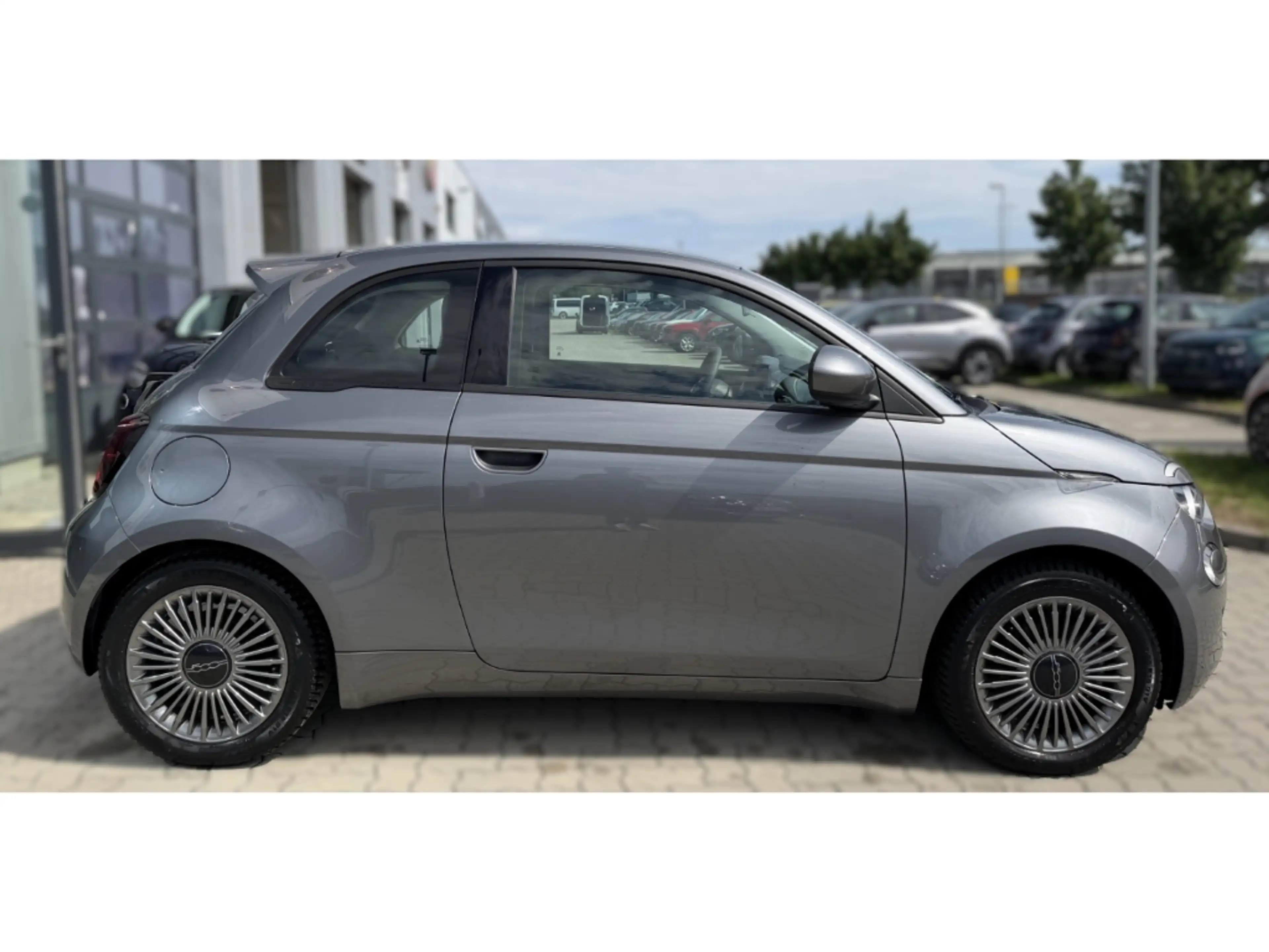 Fiat 500e Icon *Klimaanlage *AppleCarPlay *Android Auto — photo 5