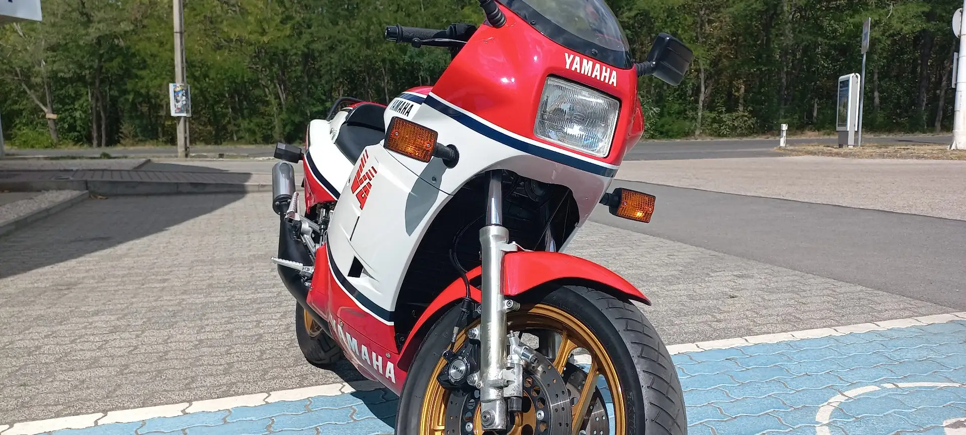 Yamaha RD 500 Piros - 1