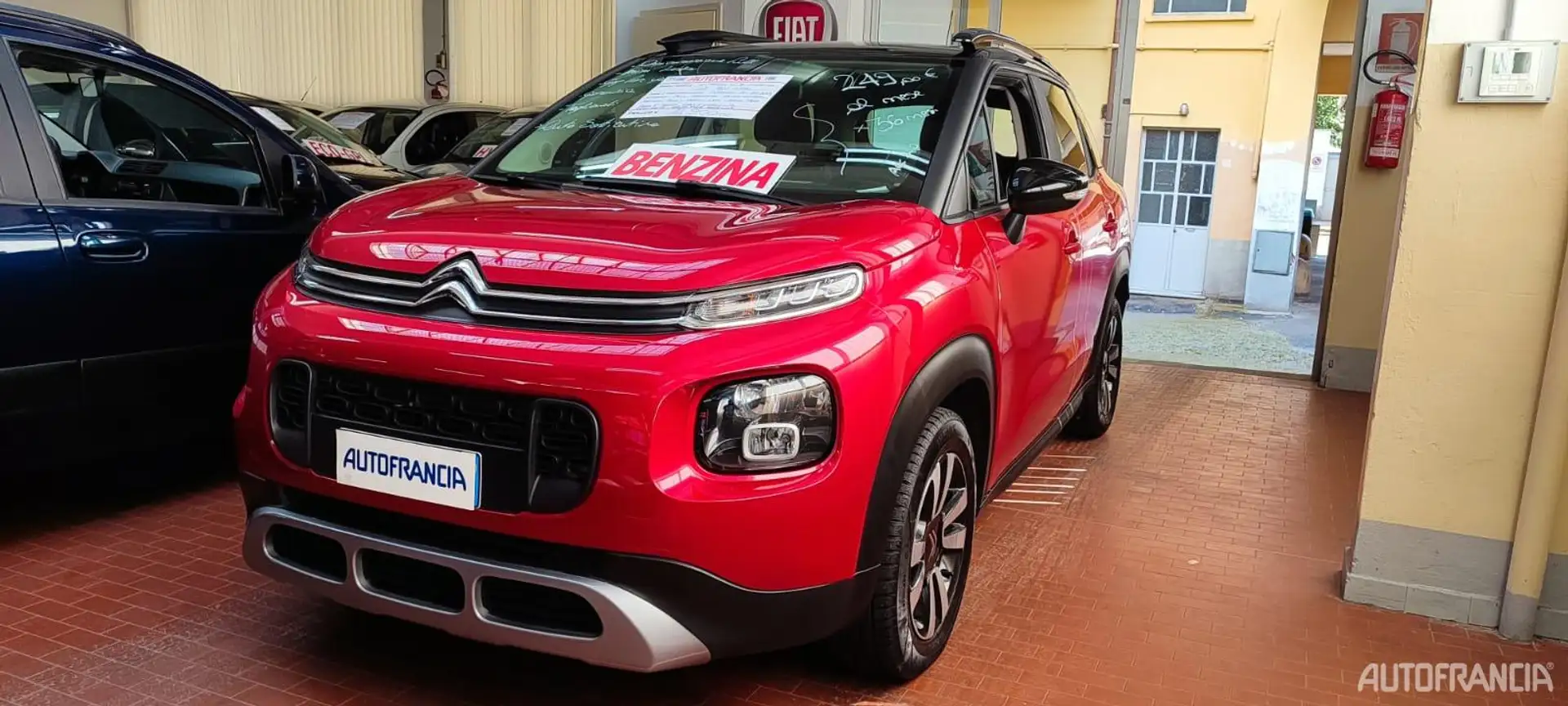 Citroen C3 AIRCROSS - 1.2 FEEL 110CV Roşu - 1