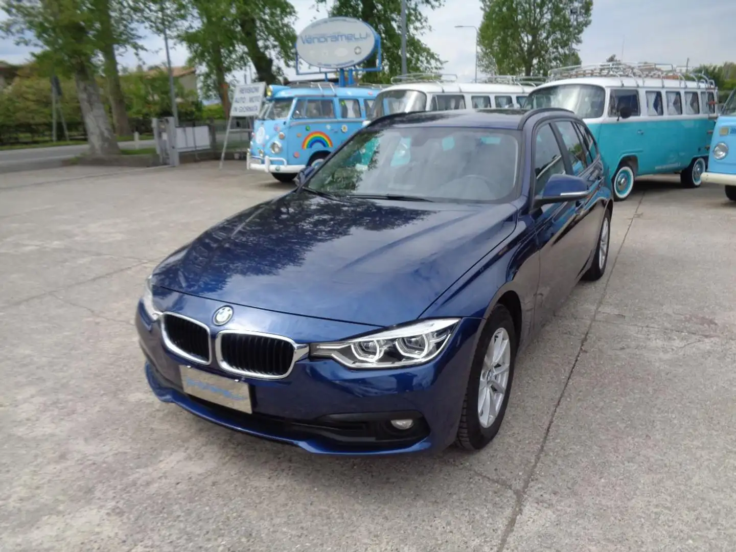 BMW 320 d xDrive Touring Business Advantage Blu/Azzurro - 1