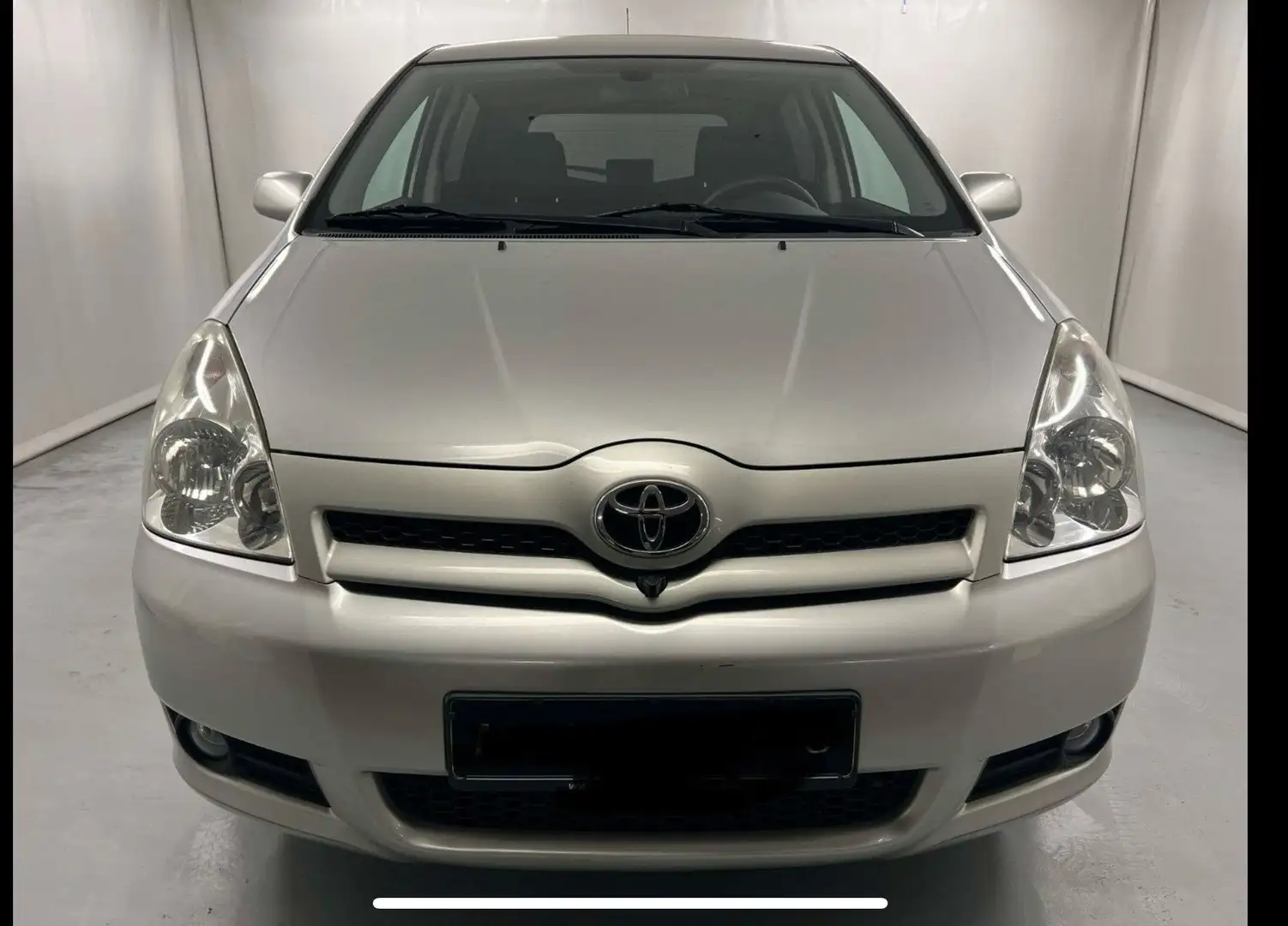 Toyota Corolla Verso 1.8 Multi-Mode Luna - 2