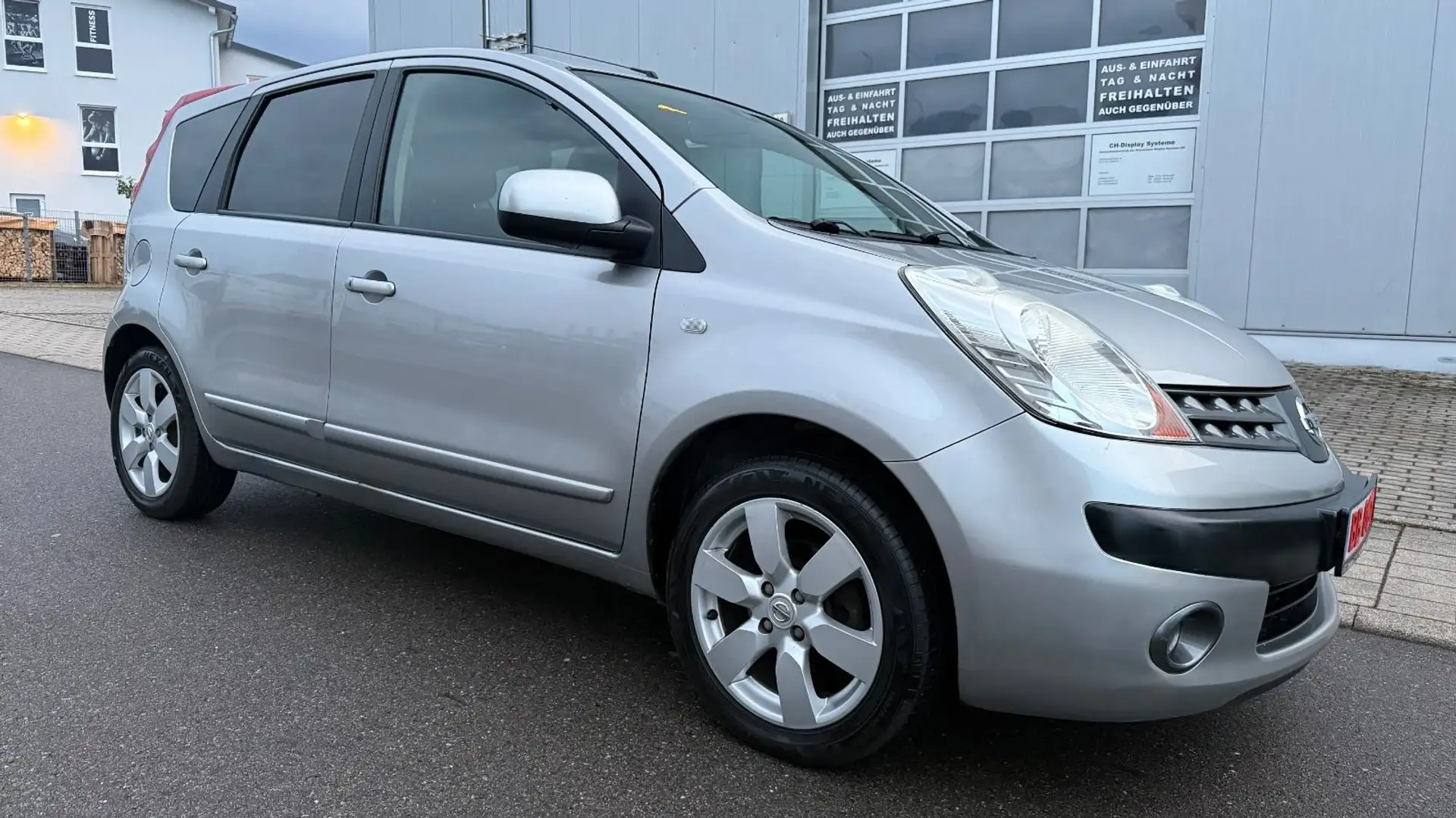 Nissan Note 1.6 AUTOMATIK,TÜV,WENIG-KM,KLIMA,TEMPOMAT Gris - 2