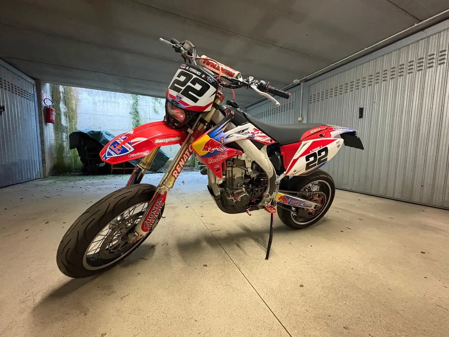 Honda CRF 450 Monoposto, accensione pedivella. parti in carbonio Červená - 1