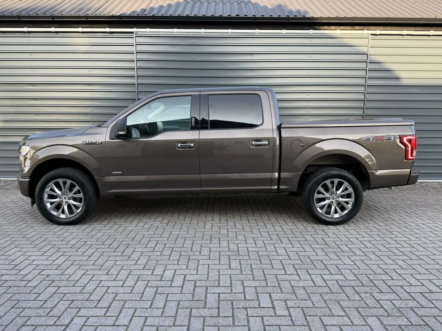 Ford F 150 USA 3.5 V6 SuperCrew Leder Navi Trekhaak 3500 KG Brun - 2