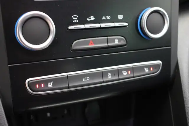 Renault Megane view 9