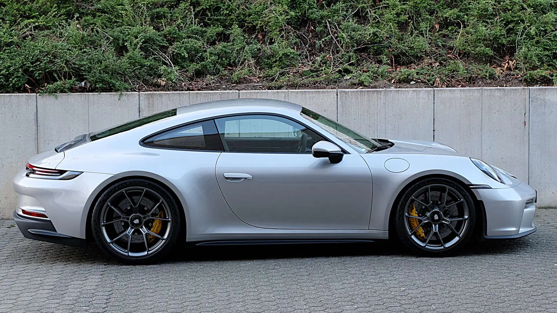 Porsche 992 GT3 Touring Paket, Keramik Bremse, Matrix LED,LIFT Silber - 2