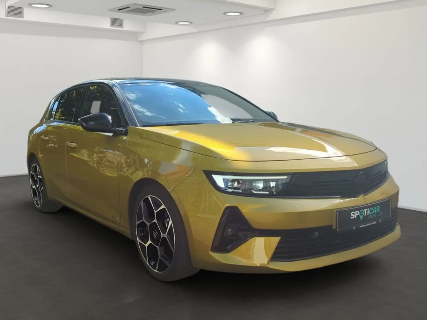 Opel Astra Plug-In-Hybrid Ultimate Jaune - 2