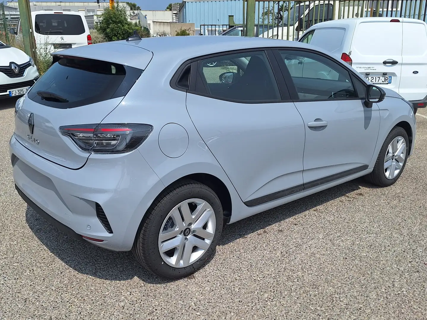 Renault Clio Blue dCi 100 ch GSR2 Evolution Gris - 2