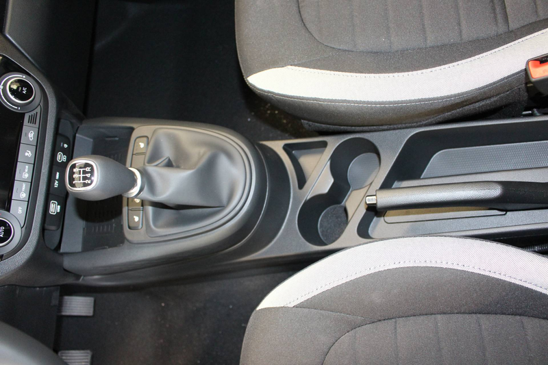Hyundai i10 FL (MY25) 1.0 Benzin (63 PS) 5-MT 2WD Trend, Komfo — photo 9