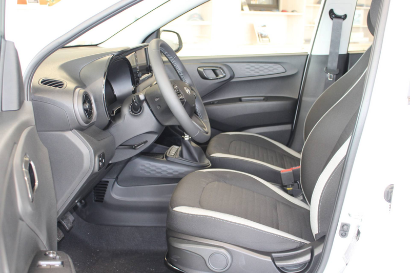 Hyundai i10 FL (MY25) 1.0 Benzin (63 PS) 5-MT 2WD Trend, Komfo — photo 5