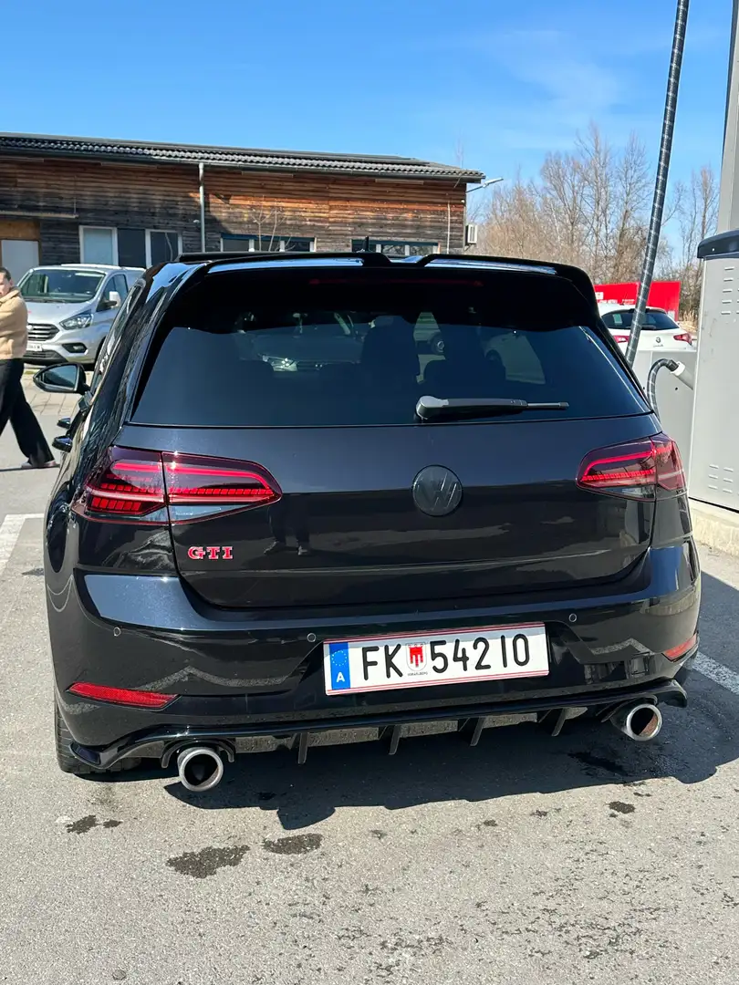 Volkswagen Golf GTI Performance 2,0 TSI DSG - 2