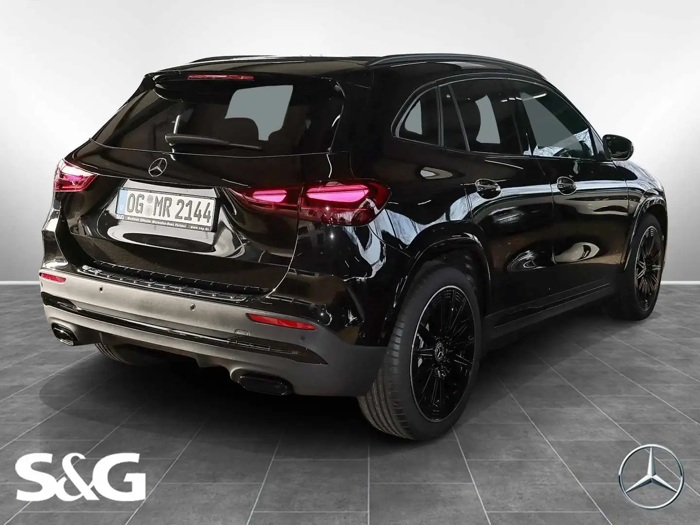 Mercedes-Benz GLA 220 4M AMG RüKam+LED+Pano+AHK+Night+Distroni Noir - 2