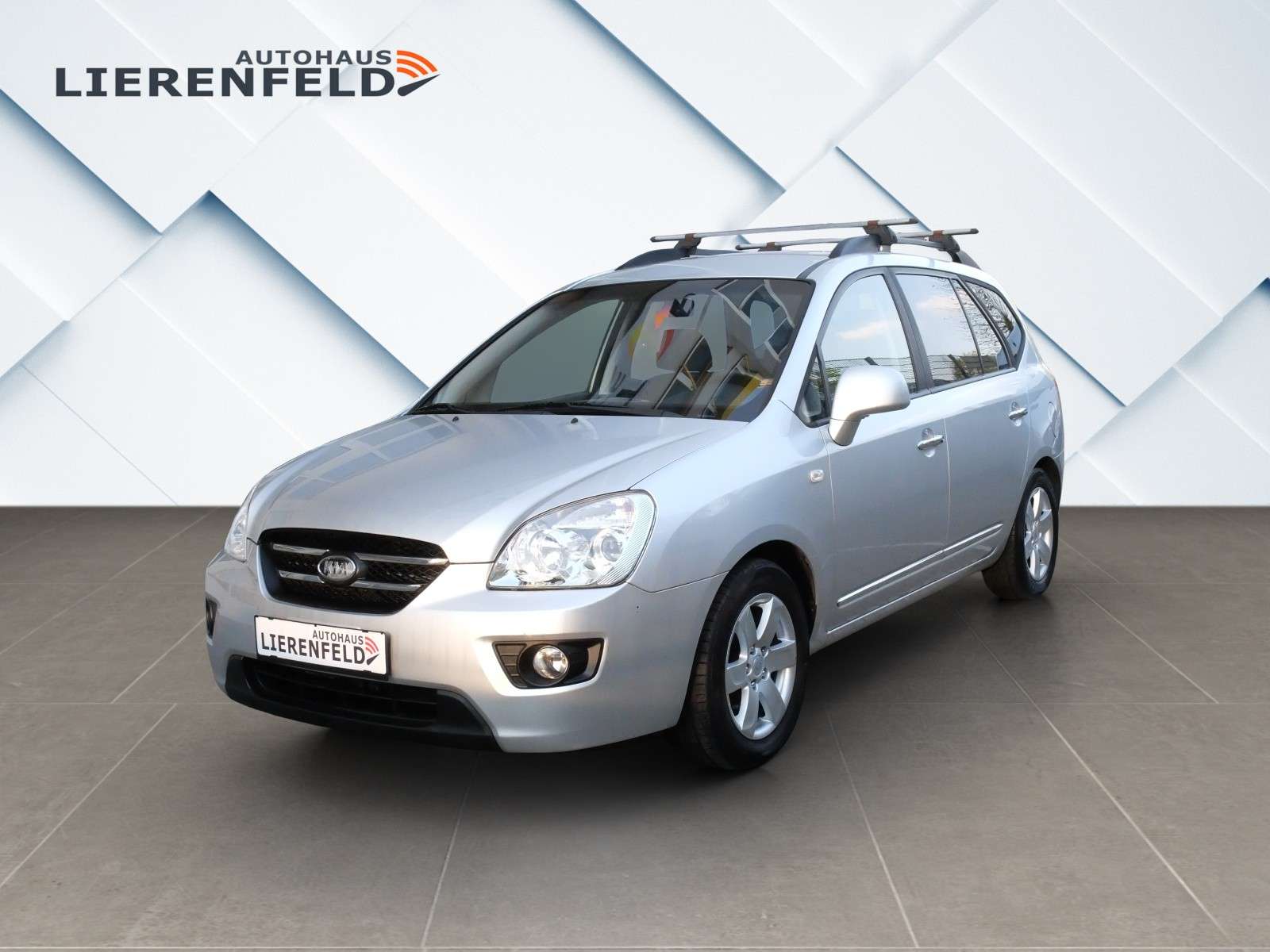 Second hand Kia Carens 2.0