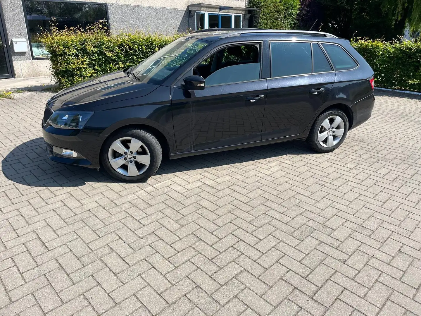 Skoda Fabia Fabia SW 1.2 TSI Ambition Noir - 1