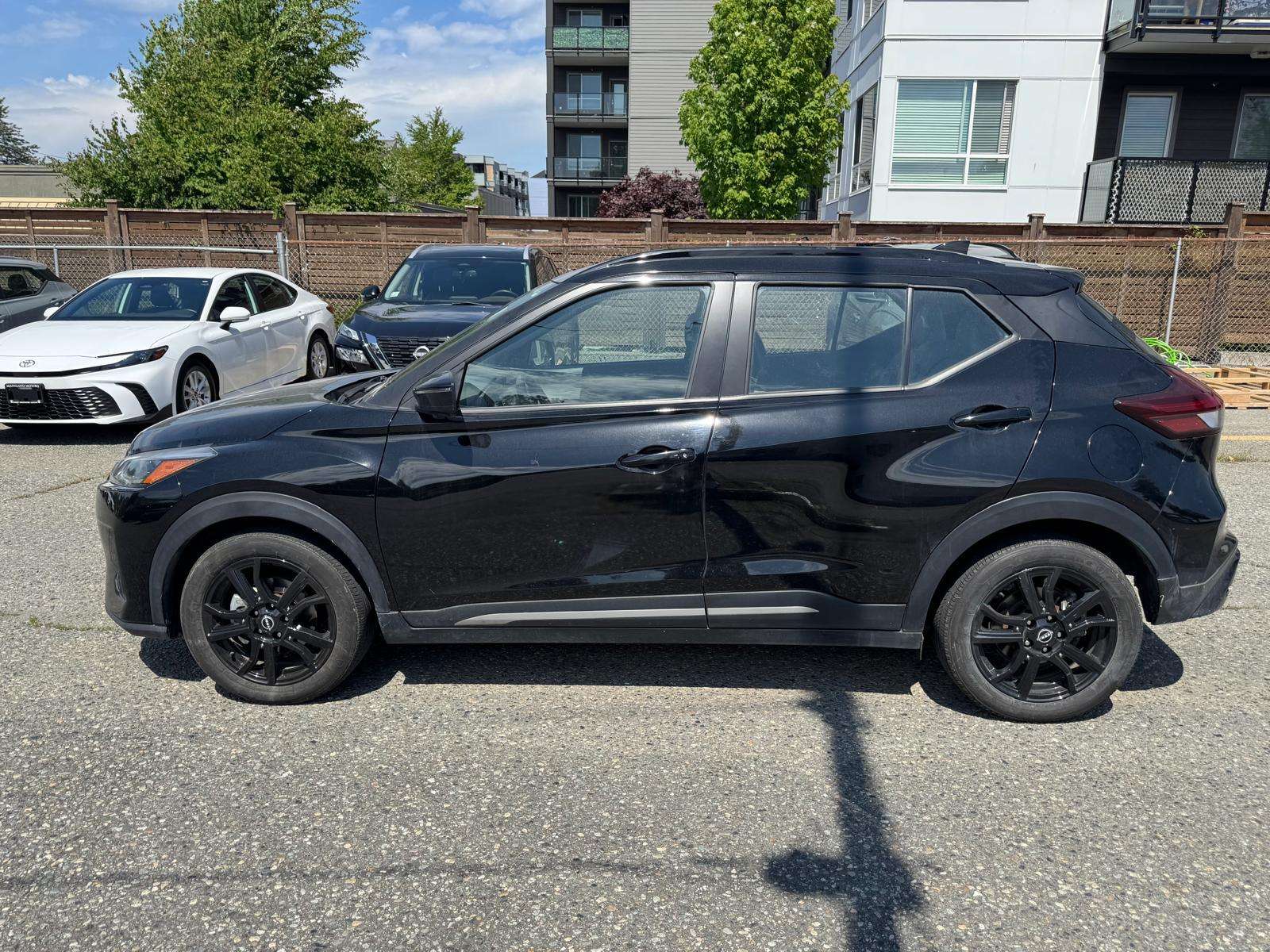 2023 Nissan Kicks — view 8