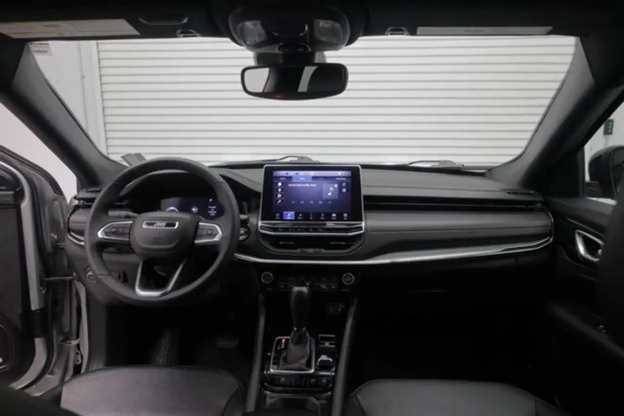 Jeep Compass снимка Jeep Compass