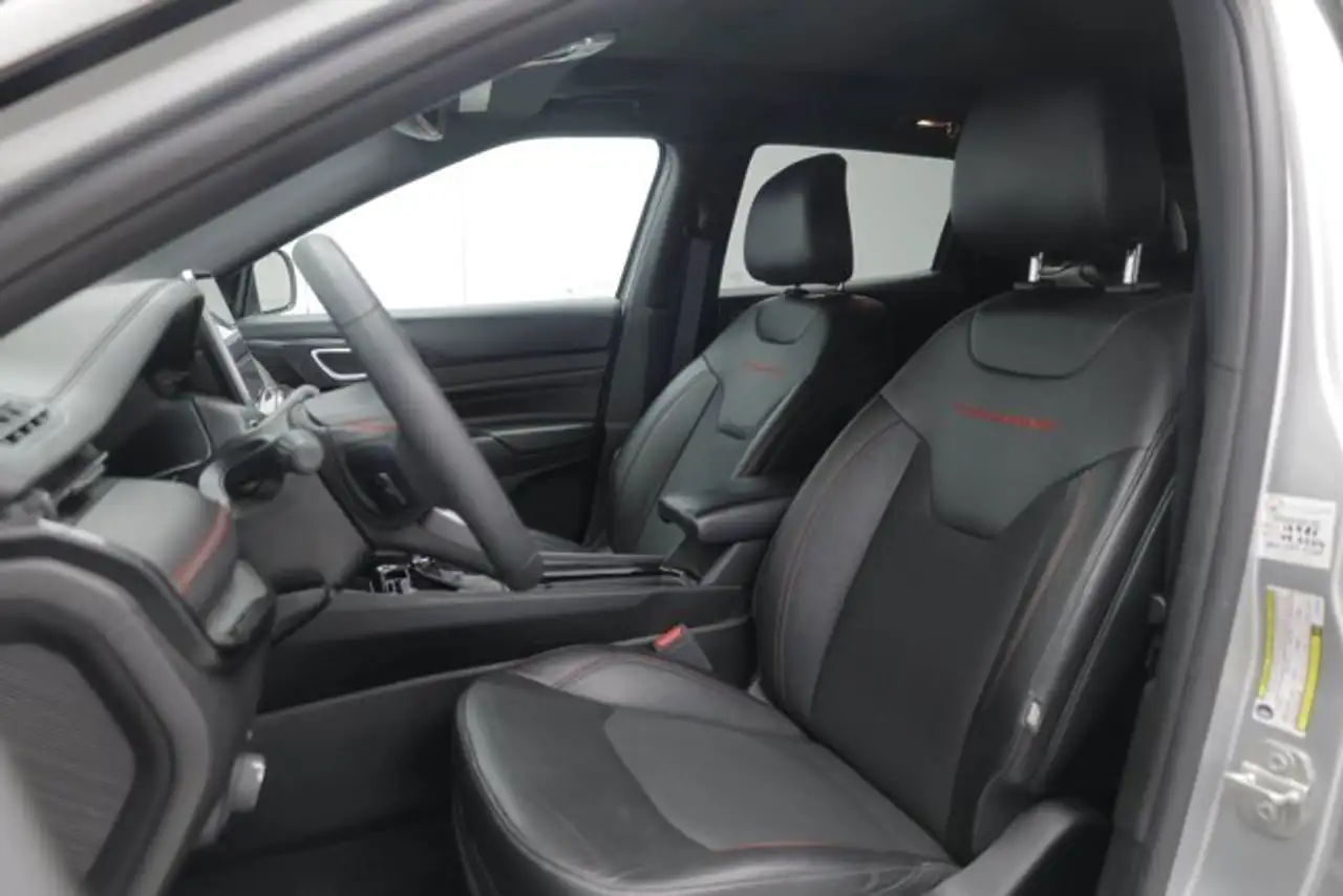 Jeep Compass снимка Jeep Compass