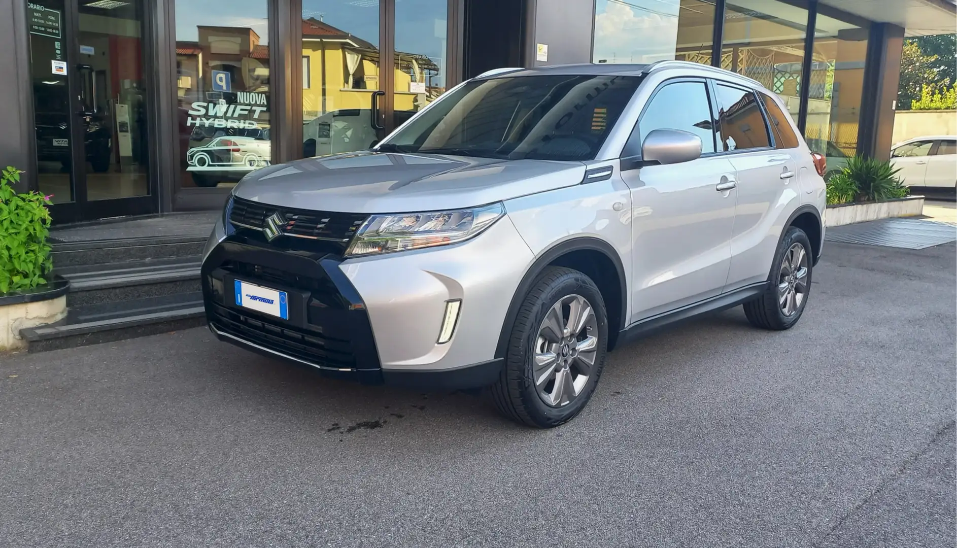 Suzuki Vitara 1.4 Hybrid Cool+ KM 0 Plateado - 1