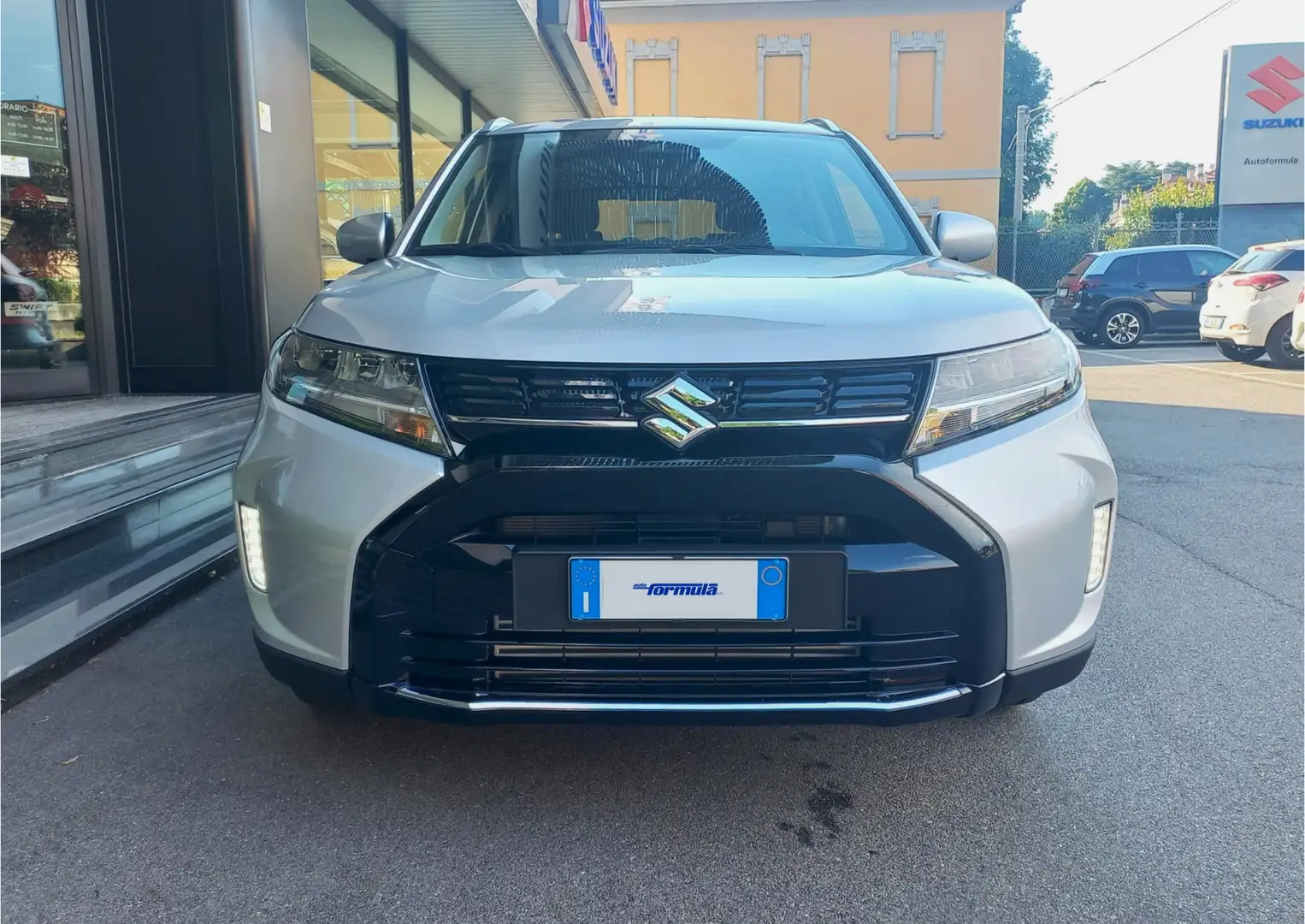 Suzuki Vitara 1.4 Hybrid Cool+ KM 0 Plateado - 2
