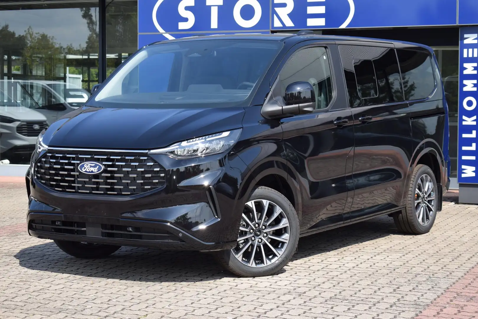 Ford Tourneo Custom L1H1 Titanium X 4x4 Top Plus Ausstattung Noir - 2