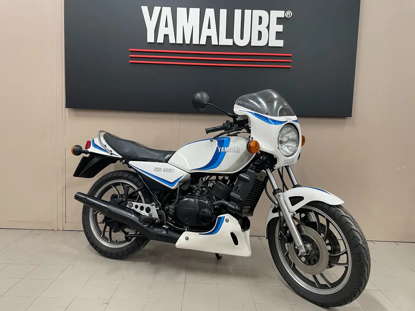 Yamaha RD 350 LC Blanco - 1