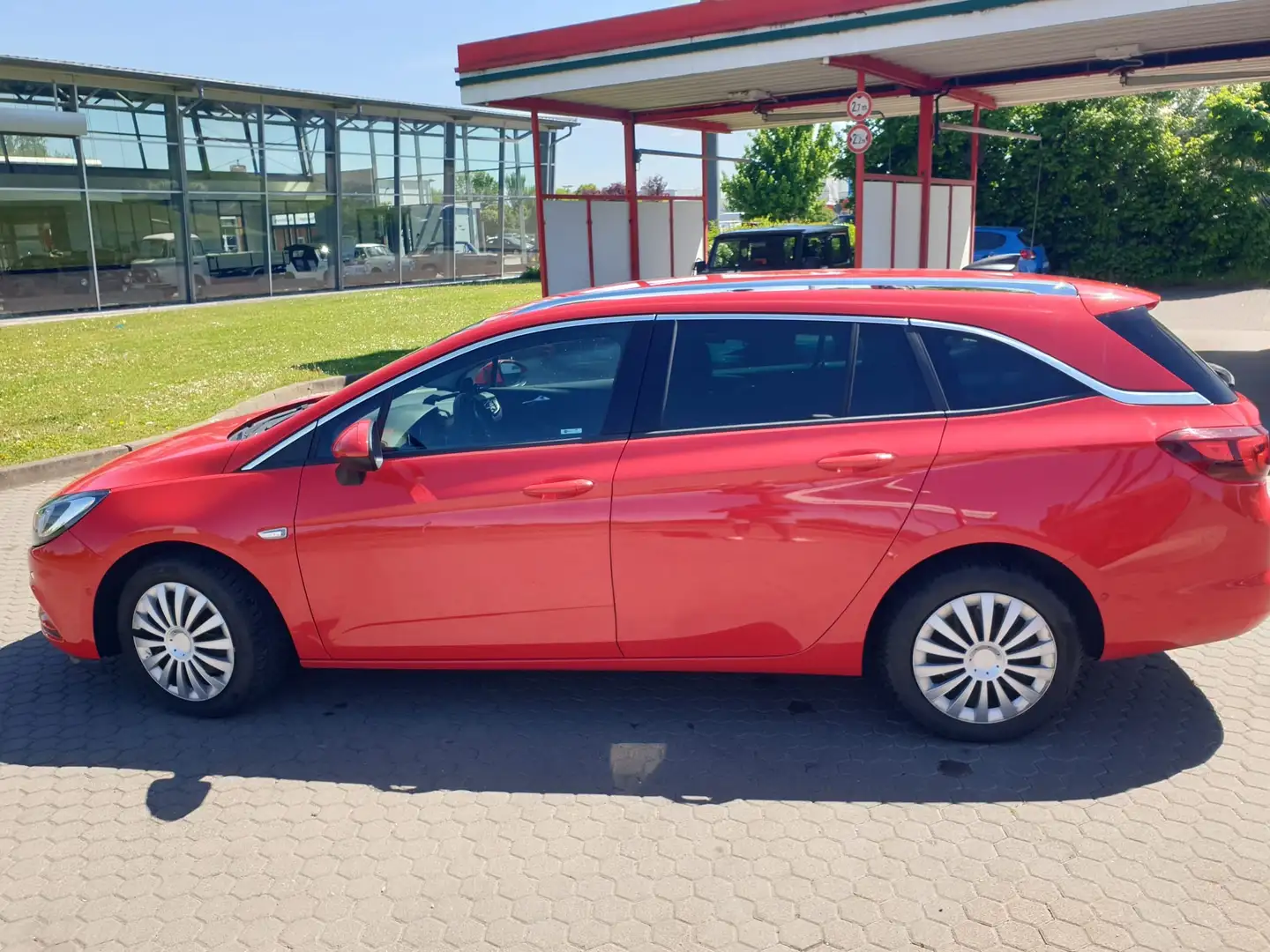 Opel Astra Innovation*TÜV-NEU*NAVI*REPARATUREN 4000 EURO* Rood - 2