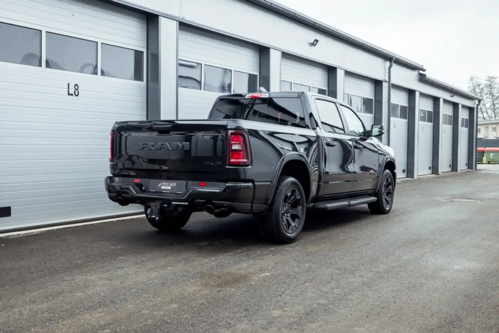 RAM 1500 Ram 1500 Big Horn Night Crew Cab 5'7''-Bed 4x4 Schwarz - 2