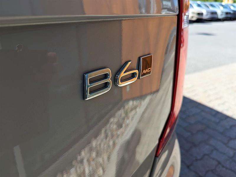 2024 Volvo XC90 B6 Core | 7 Pass | Climate | Low KM | Clean thumb 19