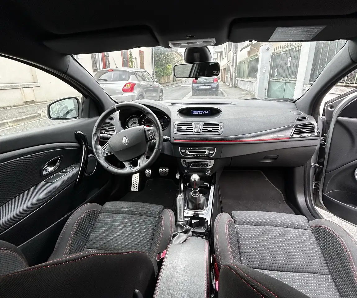 Renault Megane Coupé — photo 6