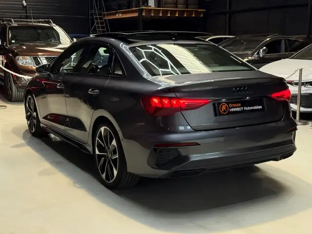 Audi A3 view 4