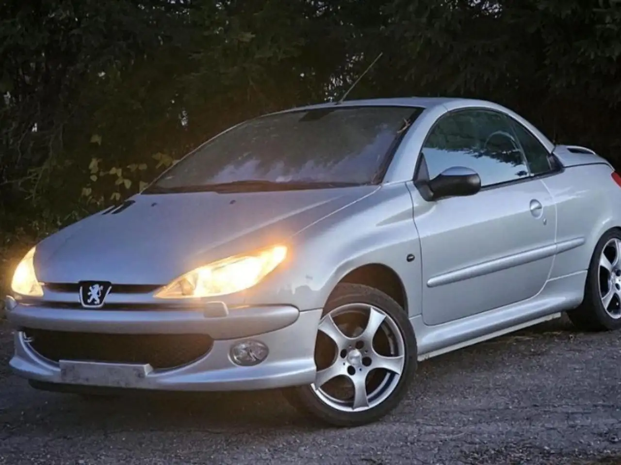 Peugeot 206