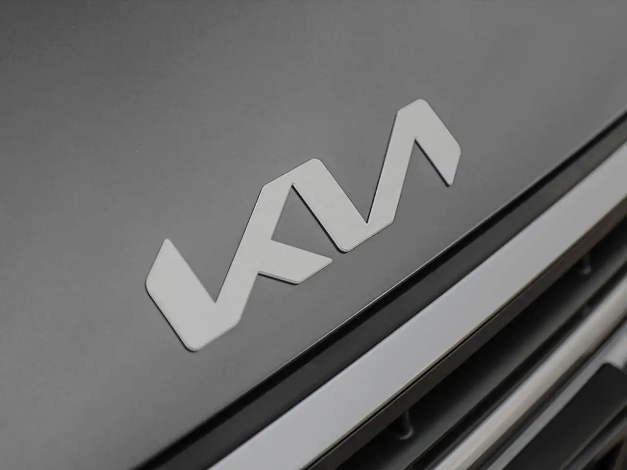 Kia K4 снимка Kia K4