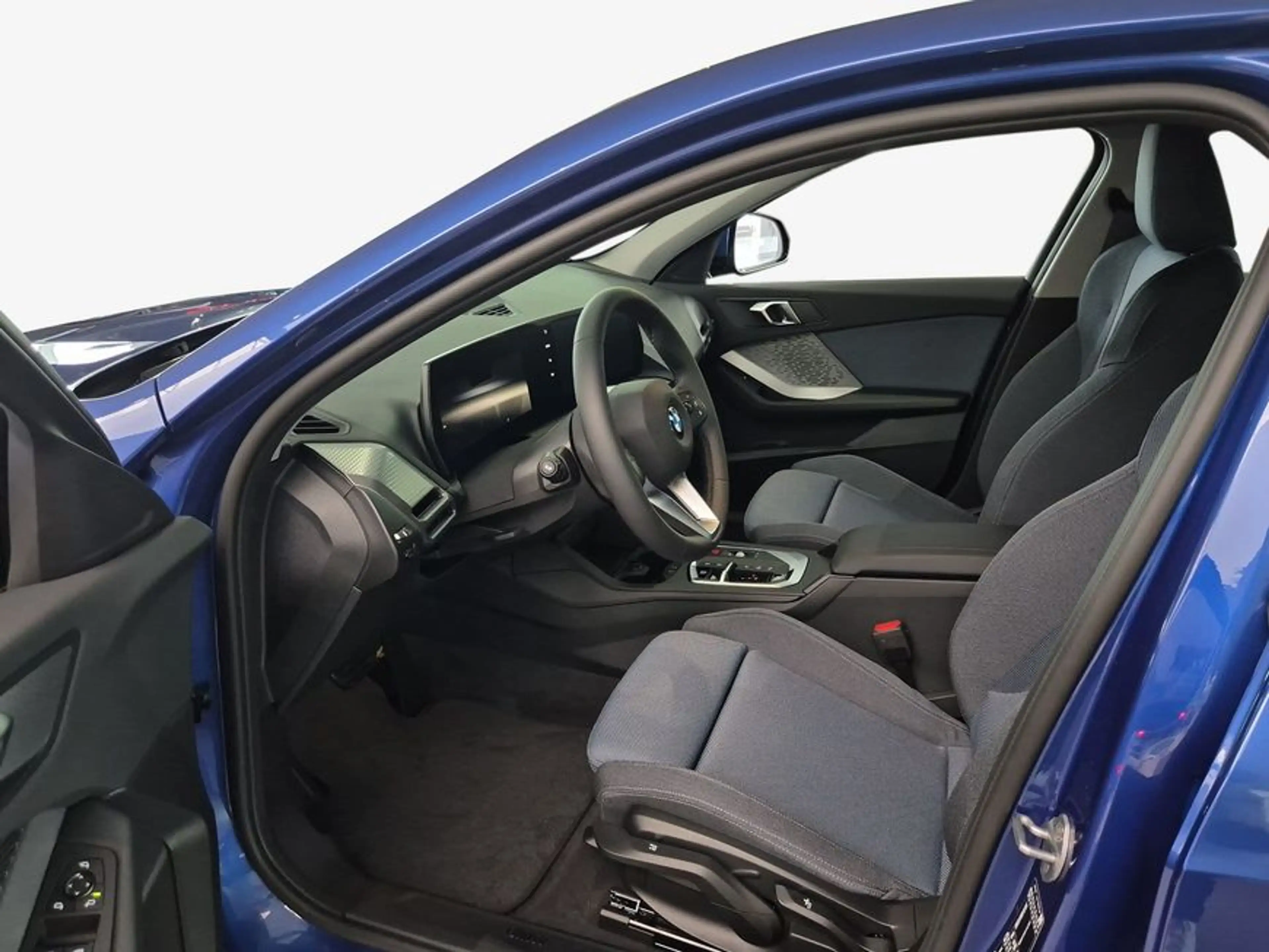BMW 118 d Aut. — photo 8
