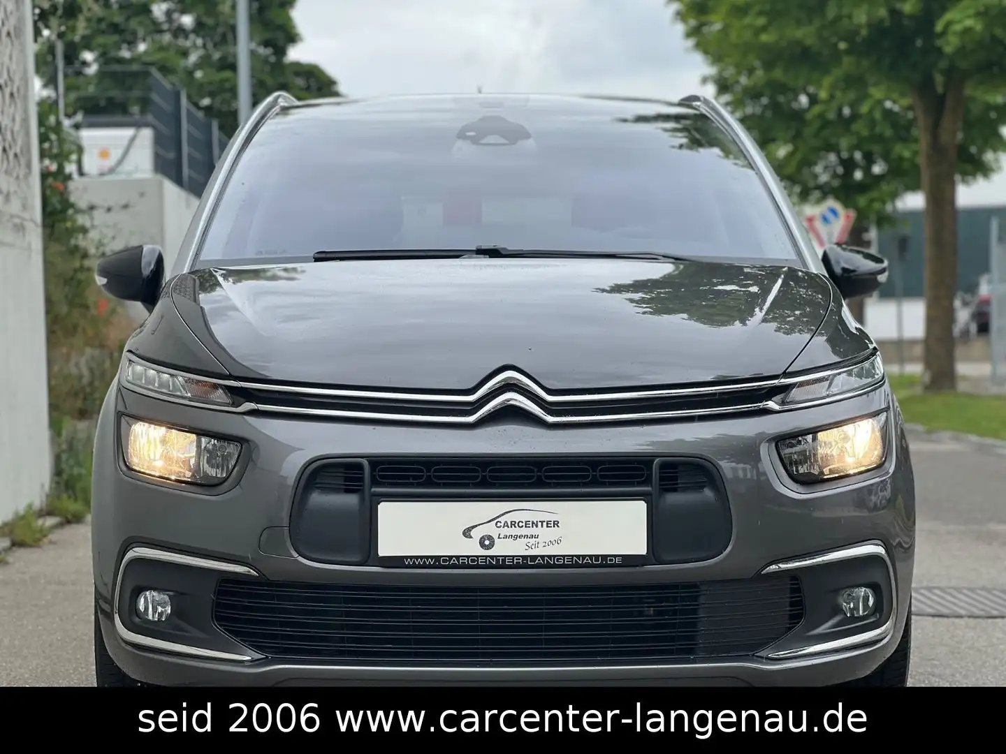 Citroen Grand C4 Picasso Grand C4 Spacetourer 1.5 HI Feel + 8 x BEREIFT Grau - 2