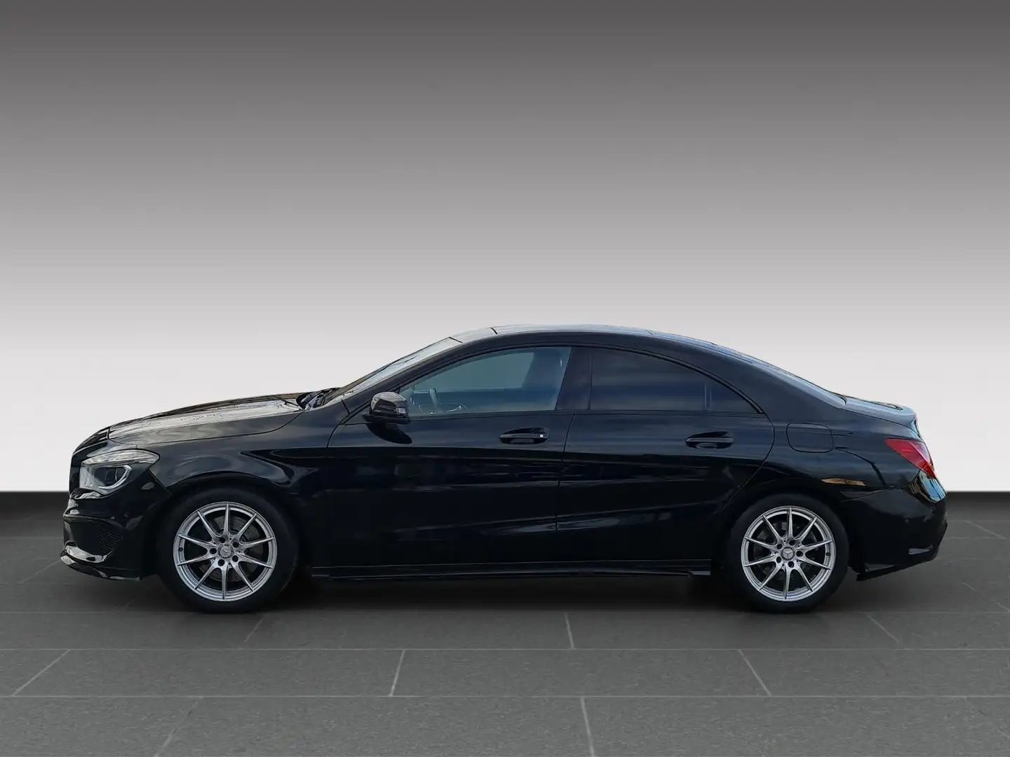 Mercedes-Benz CLA 250 2.0 CGI KAT // 8 Fach Schwarz - 2
