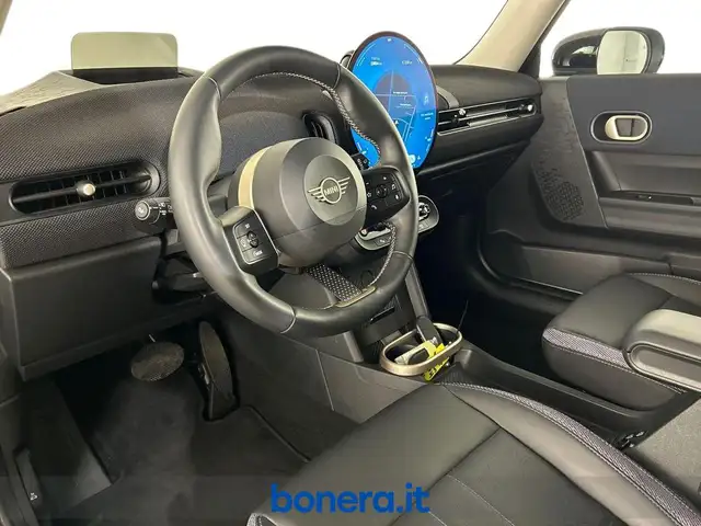 Mini Cooper Cooper view 18