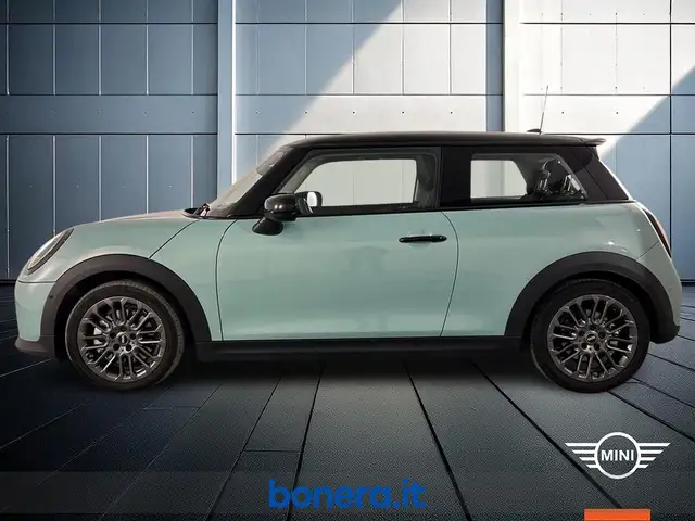 Mini Cooper Cooper view 9
