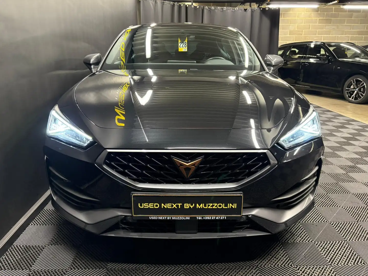 CUPRA Leon PHEV 245cv CAMERA/LED/SIEGE ELEC Noir - 2