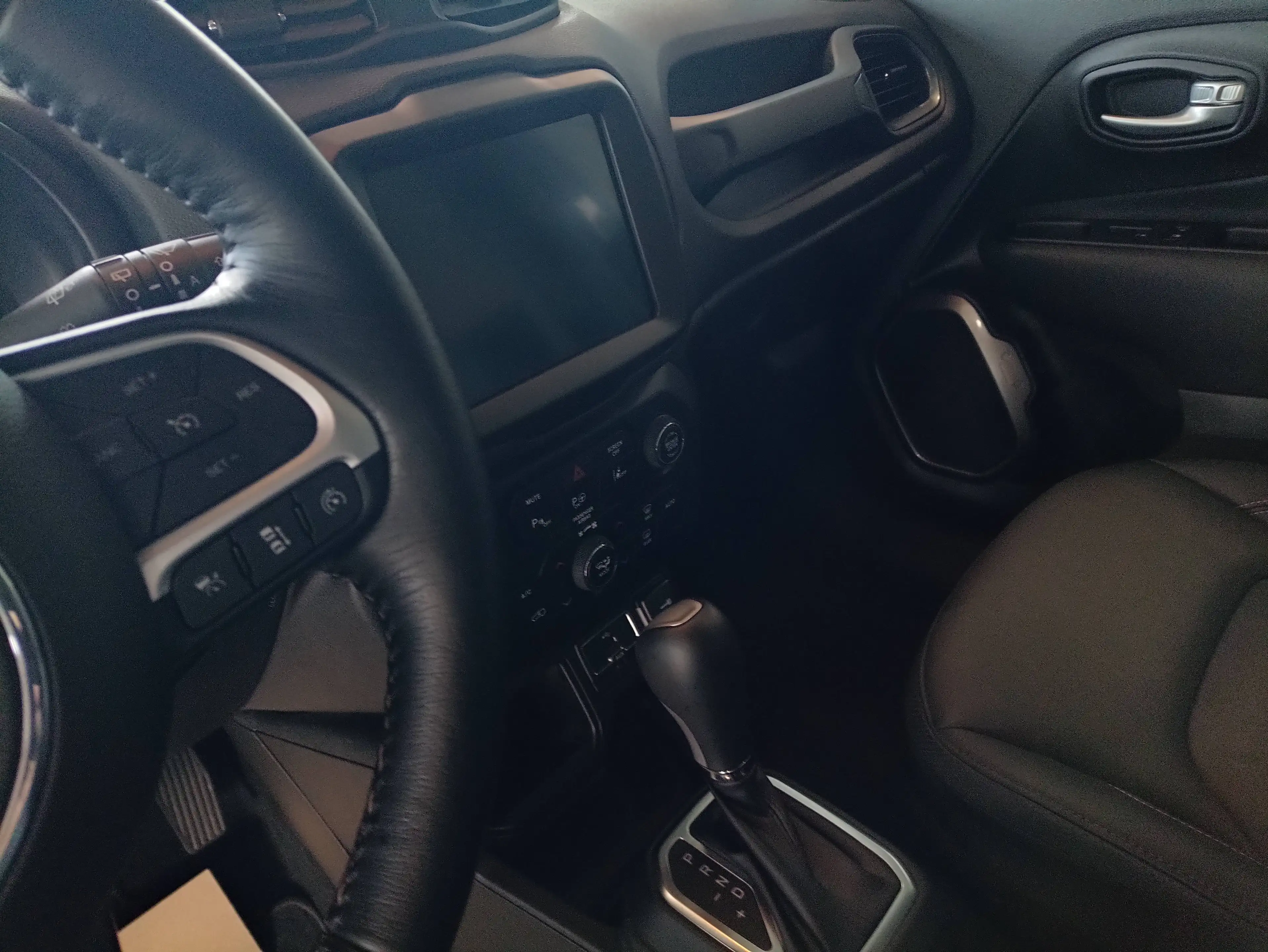 Jeep Renegade Renegade 1.5 GSE Mild Hybrid Automatik S-Edition — photo 4