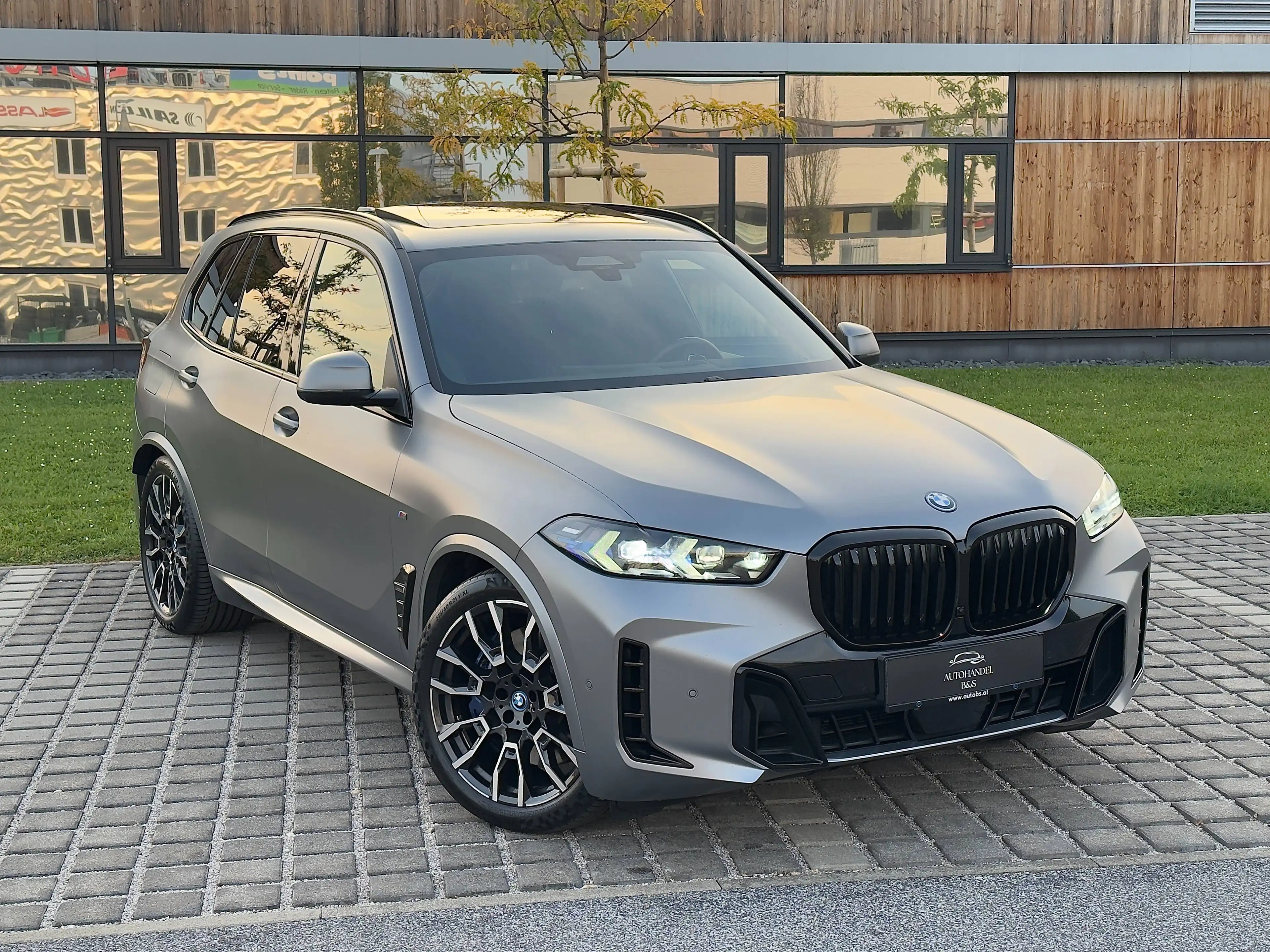 BMW X5 X5 xDrive50e *M-PAKET, PANO-SKY, B&W, FROZEN* — photo 9