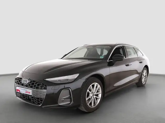 Audi A6 Avant view 9