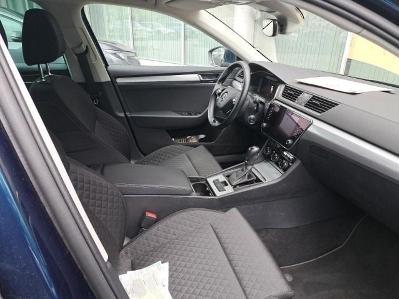 Skoda Superb Combi 1.5TSI DSG AHK/ACC/VIRTUAL/NAVI/LED — photo 6