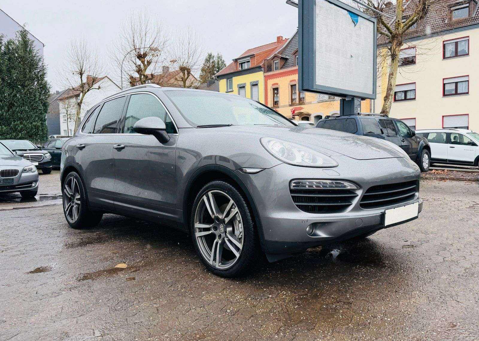 Second hand Porsche Cayenne 